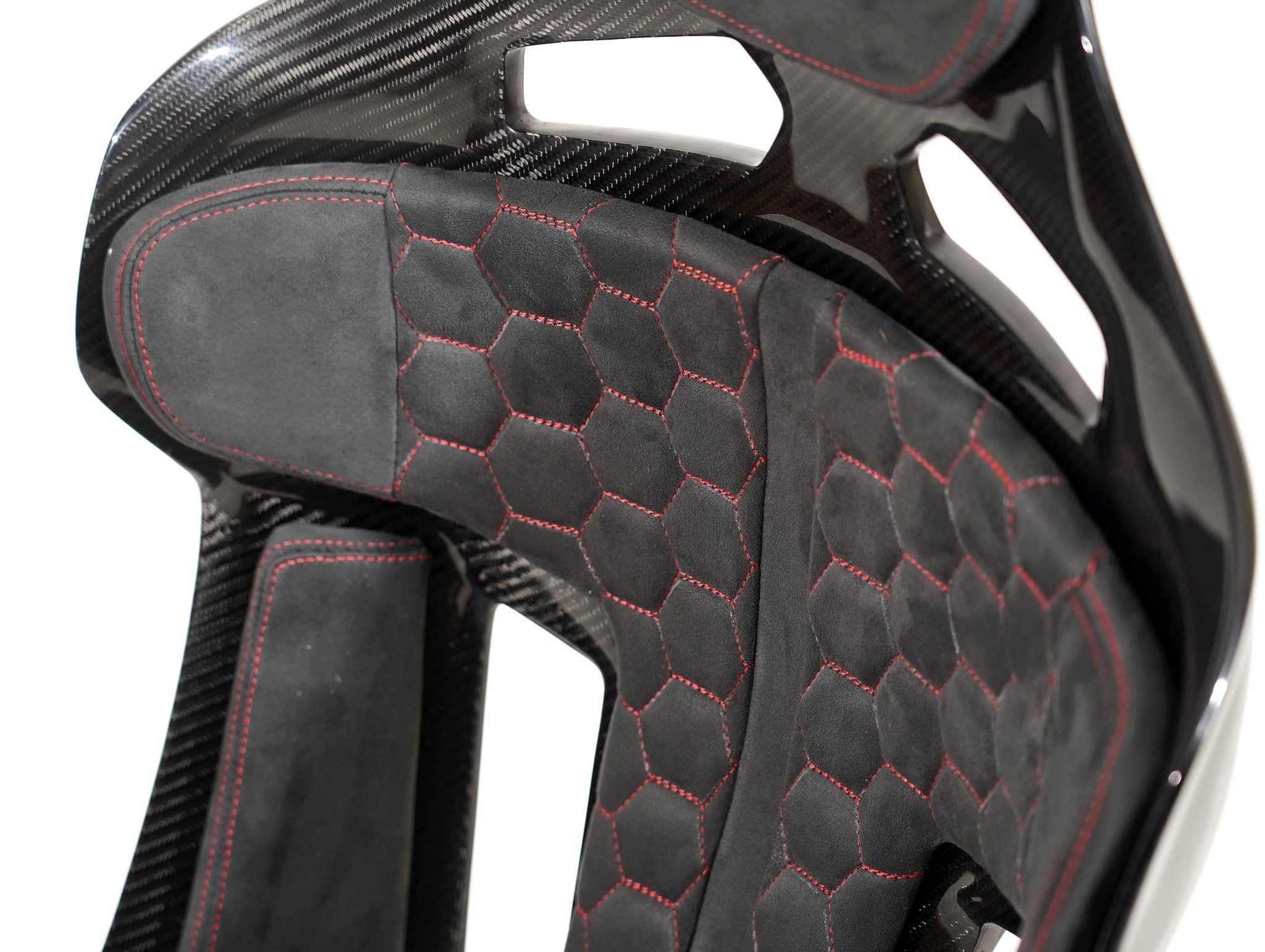 Bespoke performance meets premium luxury. We are proud to introduce this custom configuration for the KevMannz GT-Max Non-Reclinable Carbon Fiber Bucket Seat.
This pair features Charcoal color Alcantara padding, perfectly accented by an intricate Red honeycomb stitching pattern Audi style. We finished this build with distinct Audi S4 logo stitching for the ultimate personal touch. π
Upgrade your ride with the best. DM for inquiries.