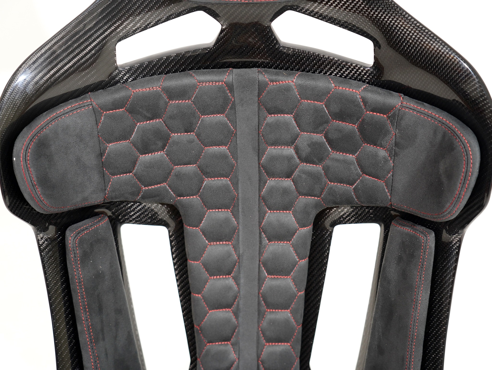 Bespoke performance meets premium luxury. We are proud to introduce this custom configuration for the KevMannz GT-Max Non-Reclinable Carbon Fiber Bucket Seat.
This pair features Charcoal color Alcantara padding, perfectly accented by an intricate Red honeycomb stitching pattern Audi style. We finished this build with distinct Audi S4 logo stitching for the ultimate personal touch. π
Upgrade your ride with the best. DM for inquiries.